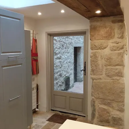 Πανσιόν Chateau De Balsac *