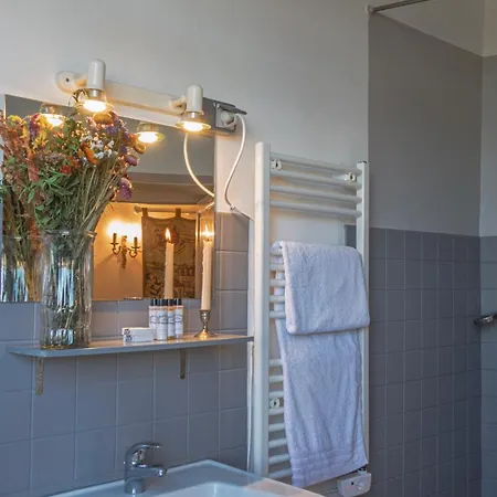 Konukevi Chateau De Balsac *